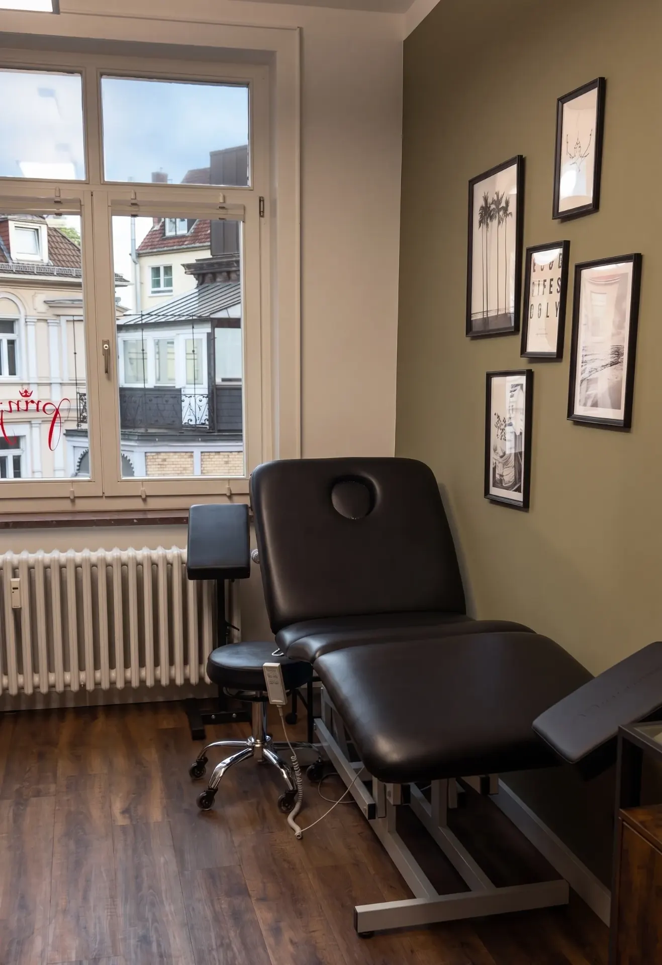 BEEFINE studio interior — tattoo chair by the window